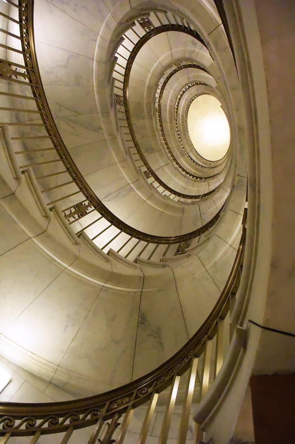 supreme-court-spiralstair