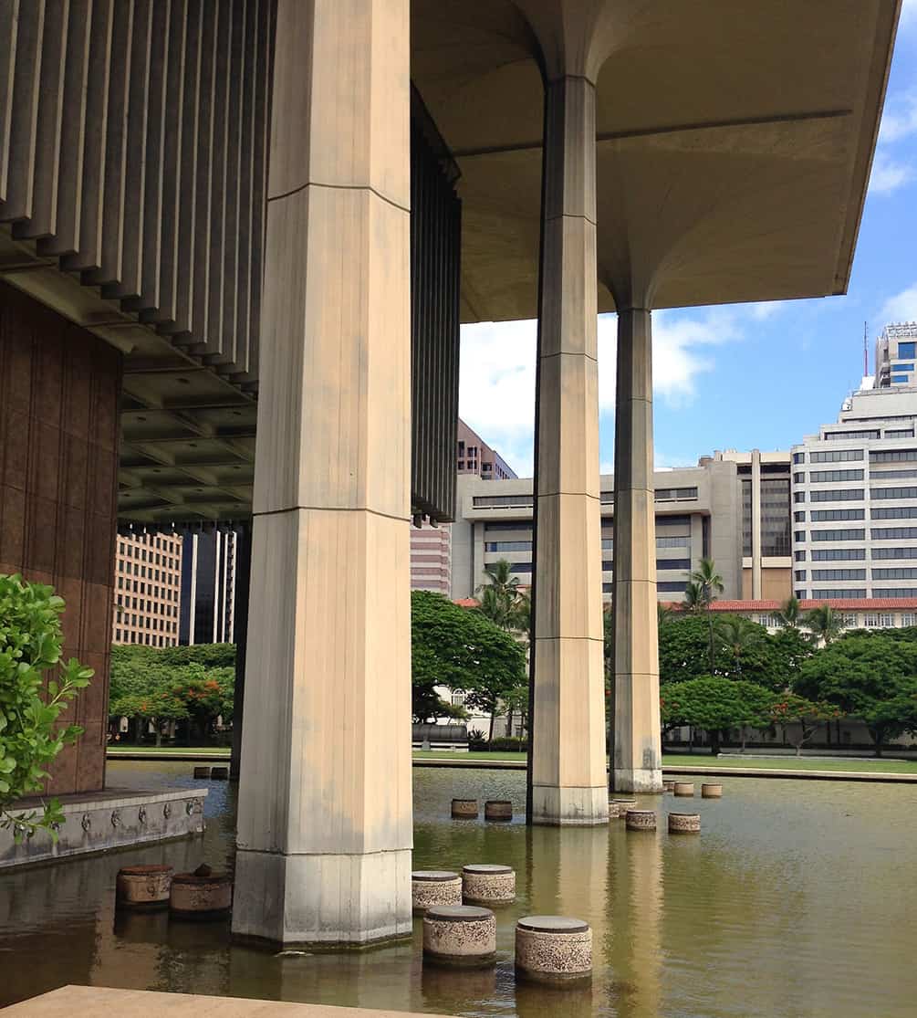 pools of water surrounding hawaii state capitol on the Honolulu Architectural Walking Tour