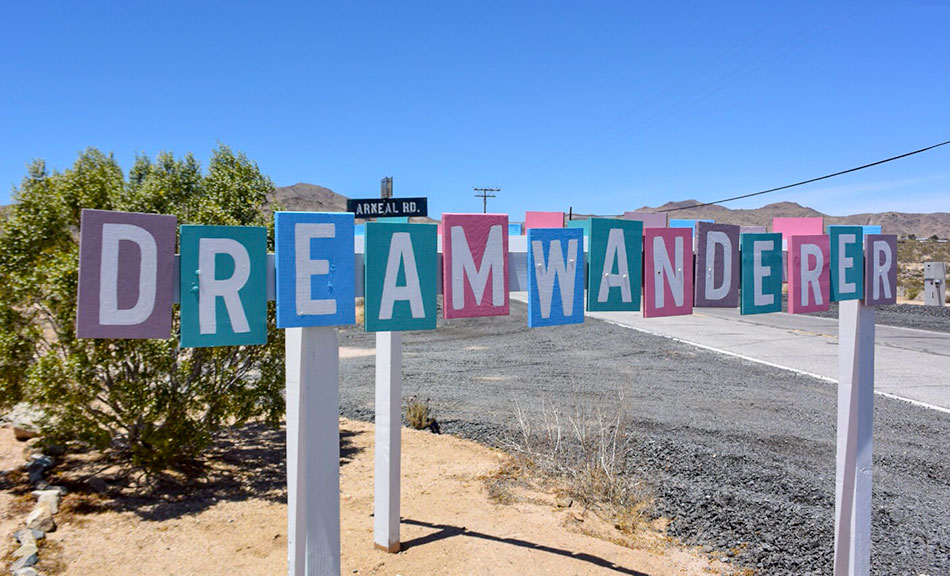 Sign for Dreamwanderer art project in Landers CA